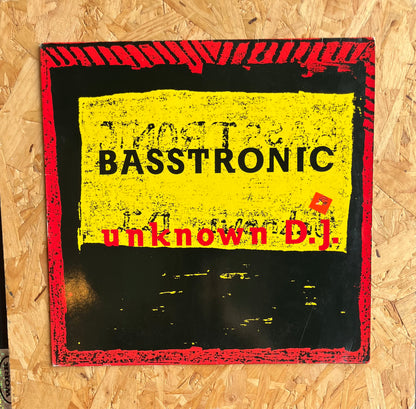 Unknown D.J.– Basstronic