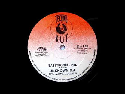 Unknown D.J.– Basstronic